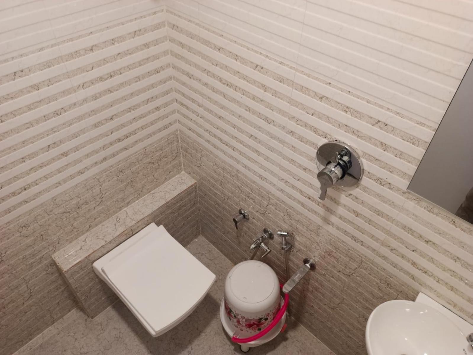 אחמדאבאד Hotel Karnavati מראה חיצוני תמונה