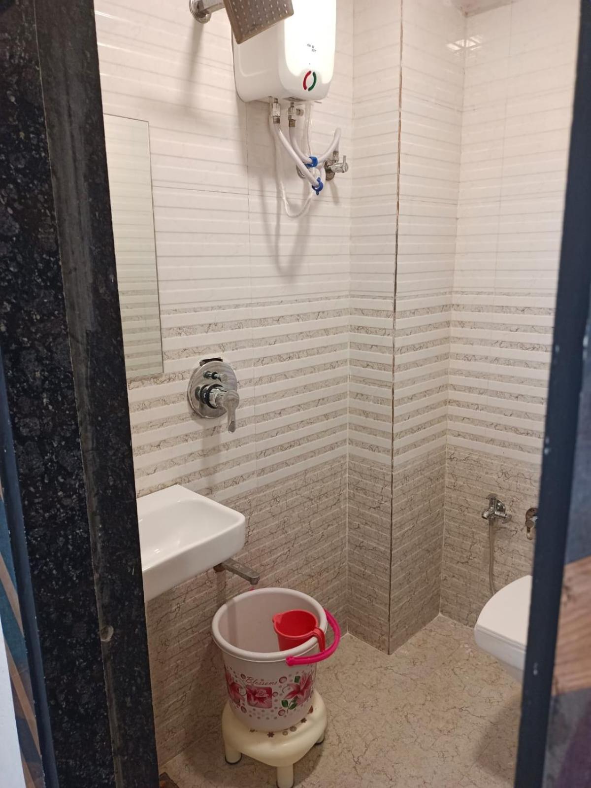 אחמדאבאד Hotel Karnavati מראה חיצוני תמונה